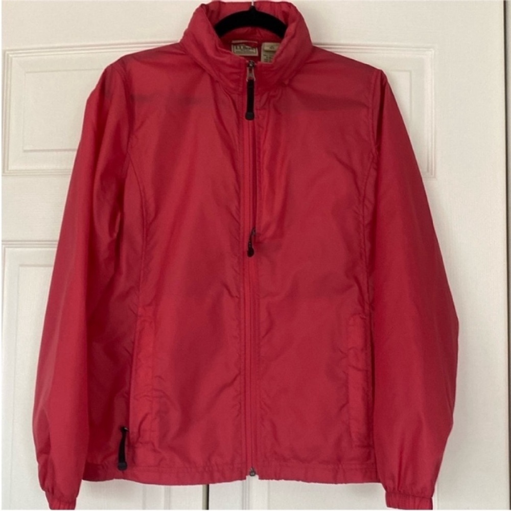 L.L. Bean Women's Waterproof Windbreaker Raincoat Jacket size Medium